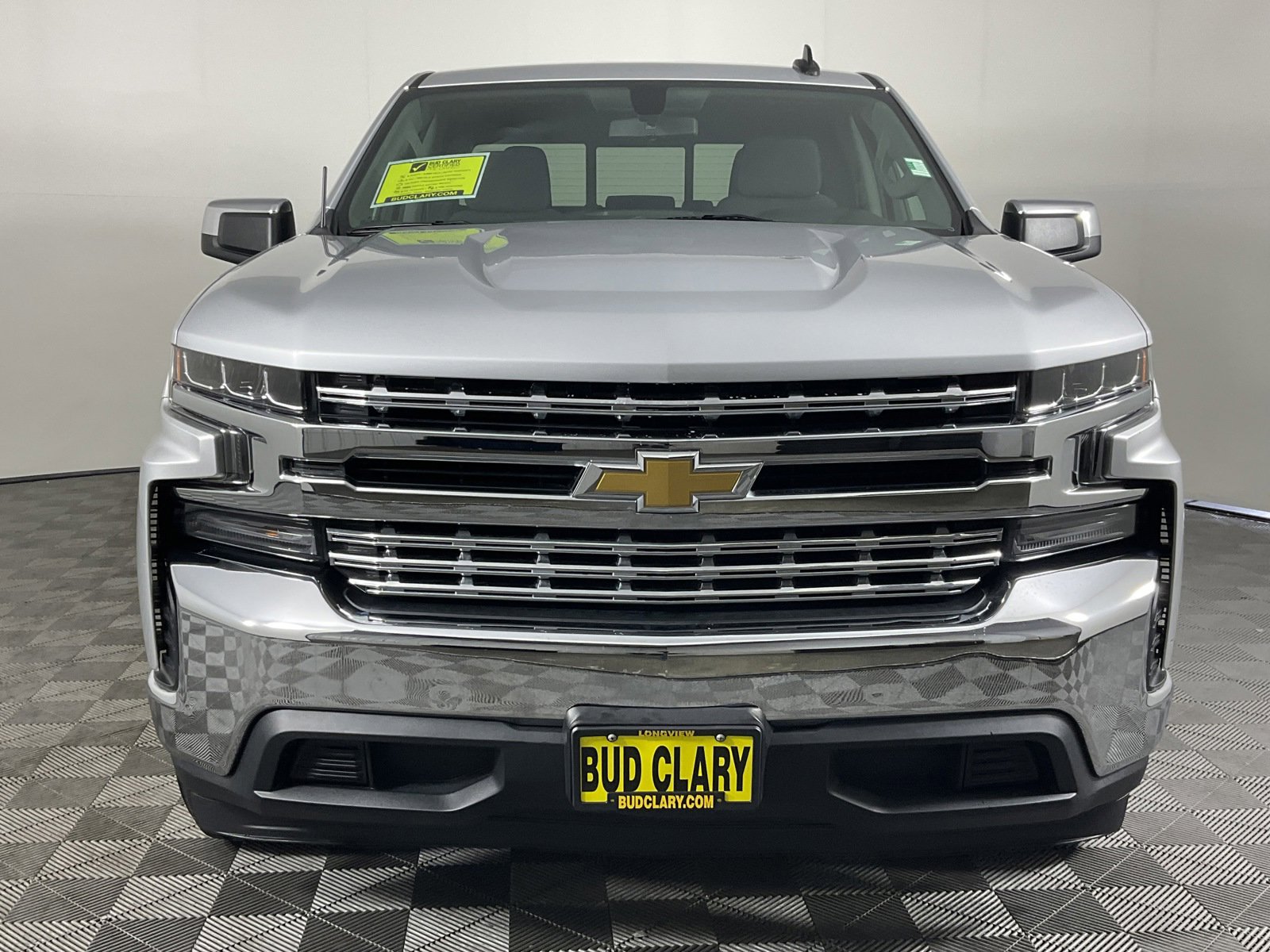 Used 2020 Chevrolet Silverado 1500 LT with VIN 1GCRWCED8LZ235636 for sale in Longview, WA