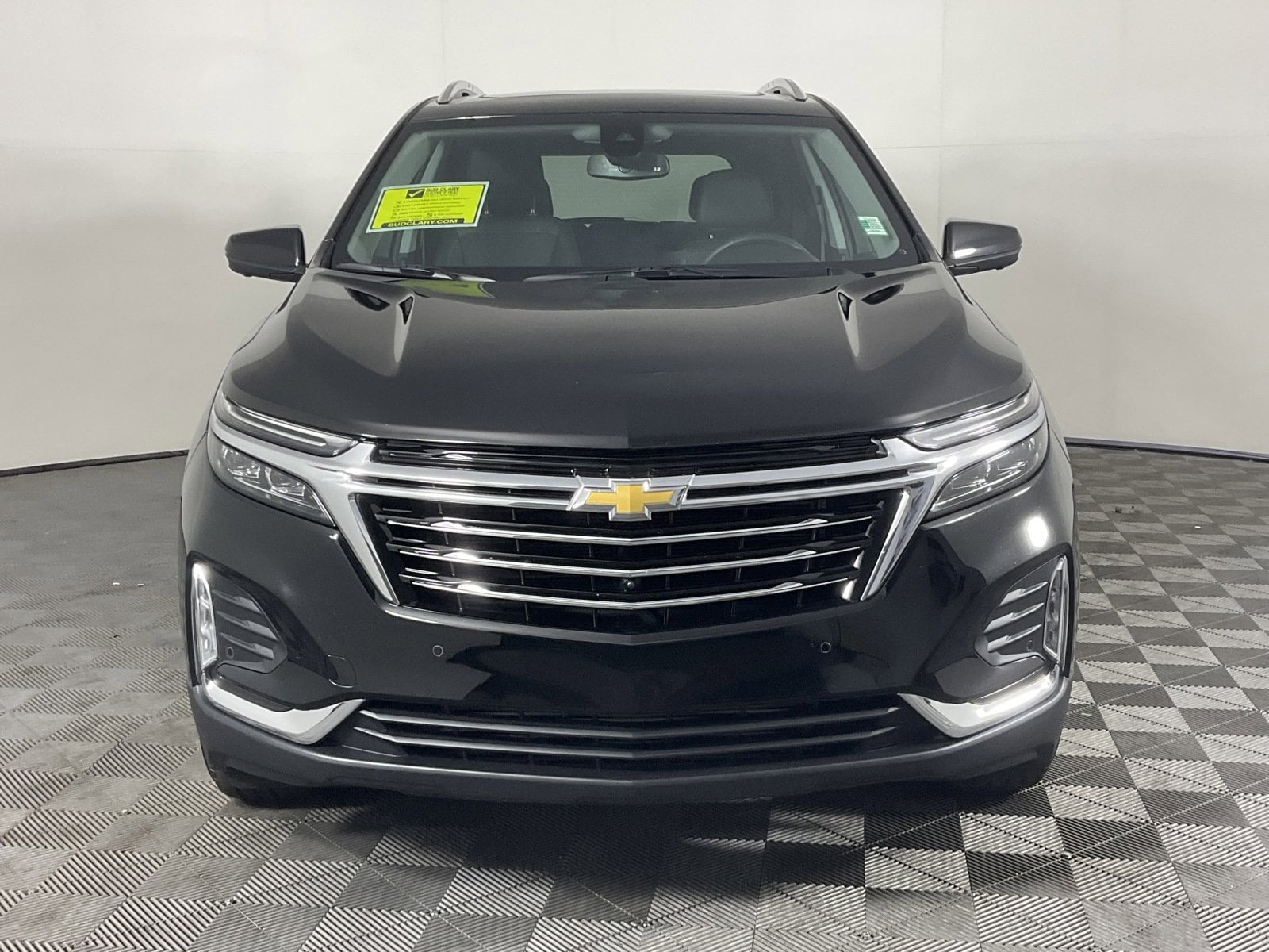 Used 2024 Chevrolet Equinox Premier with VIN 3GNAXXEG9RL138061 for sale in Longview, WA