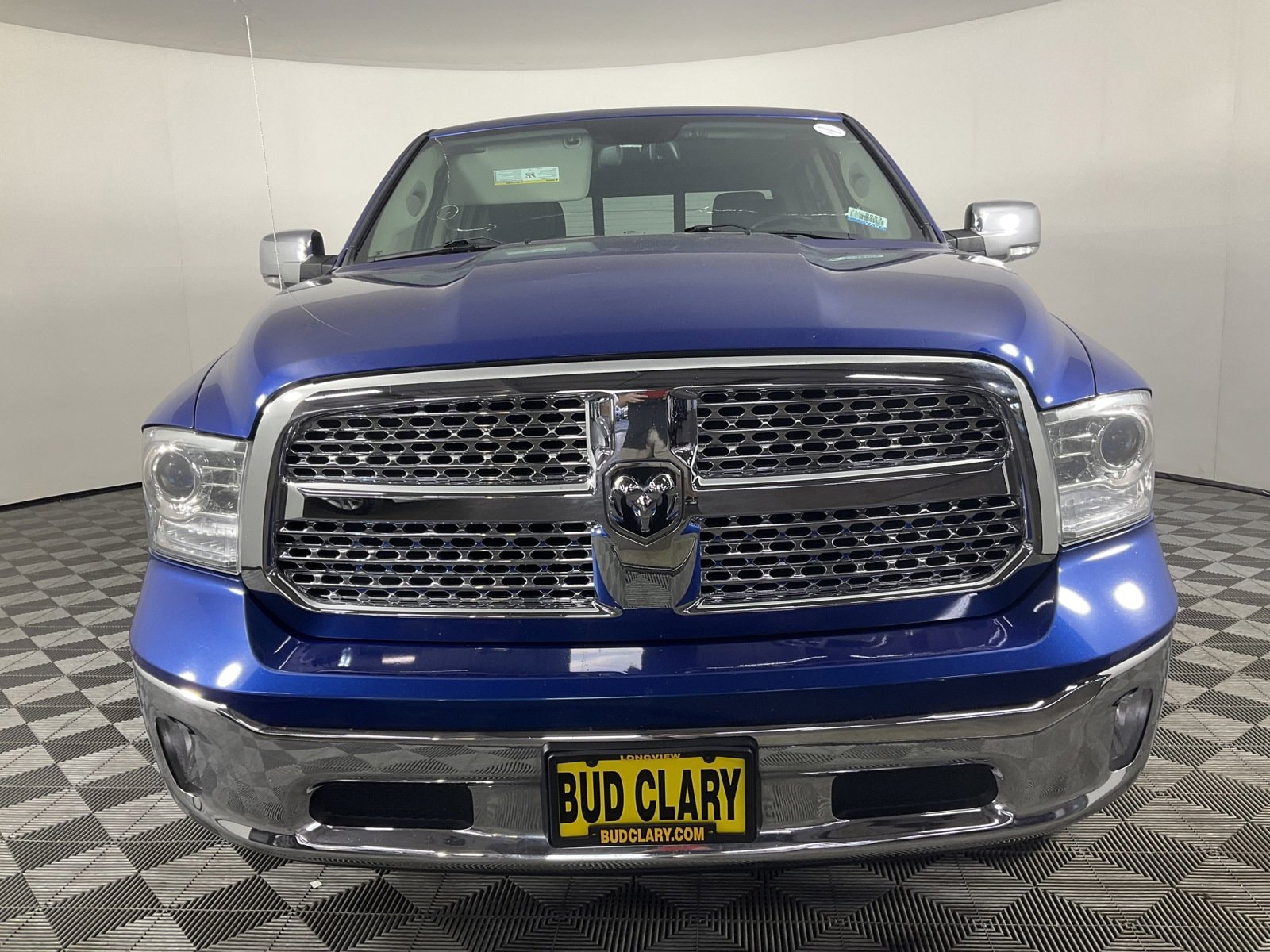 Used 2016 RAM Ram 1500 Pickup Laramie with VIN 1C6RR7NT7GS386916 for sale in Longview, WA