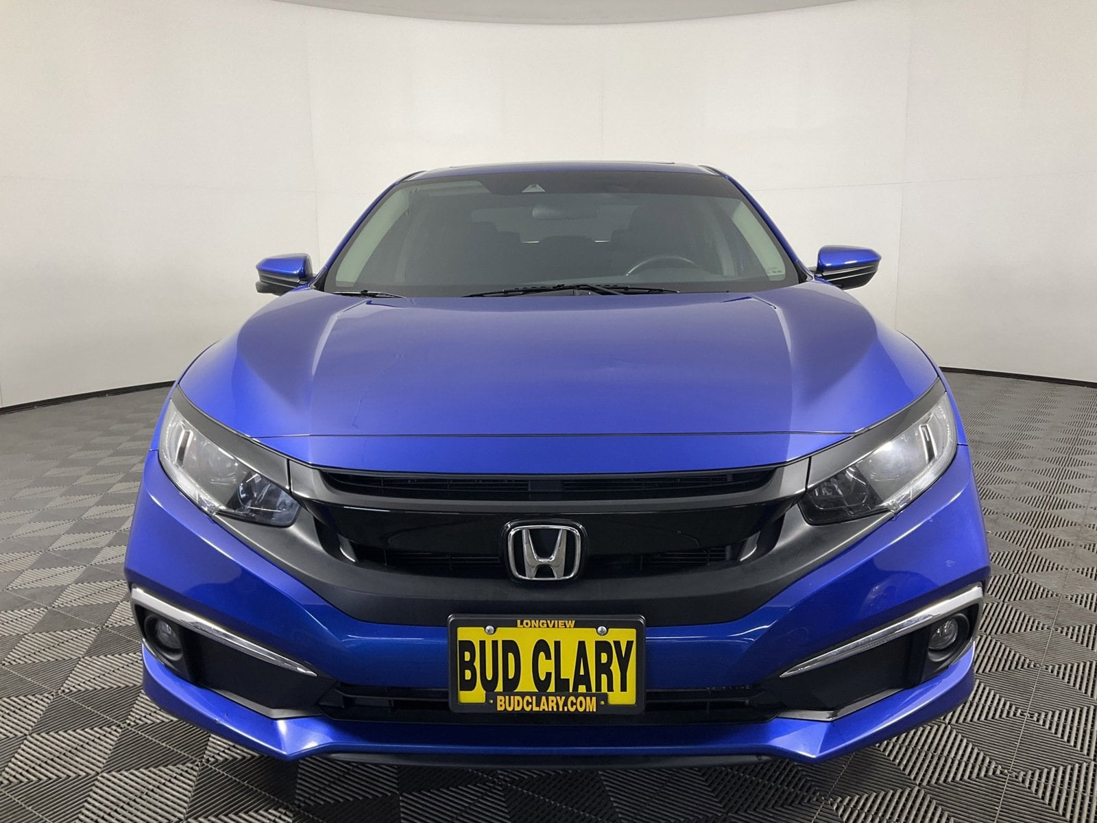 Used 2020 Honda Civic EX with VIN 19XFC1F36LE215516 for sale in Longview, WA