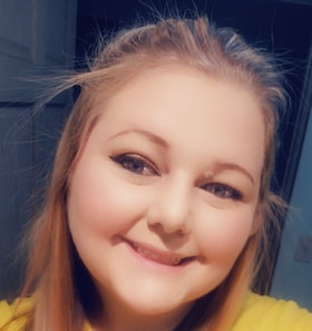 Staff member Elizabeth Reed from ID_4962ff224ece