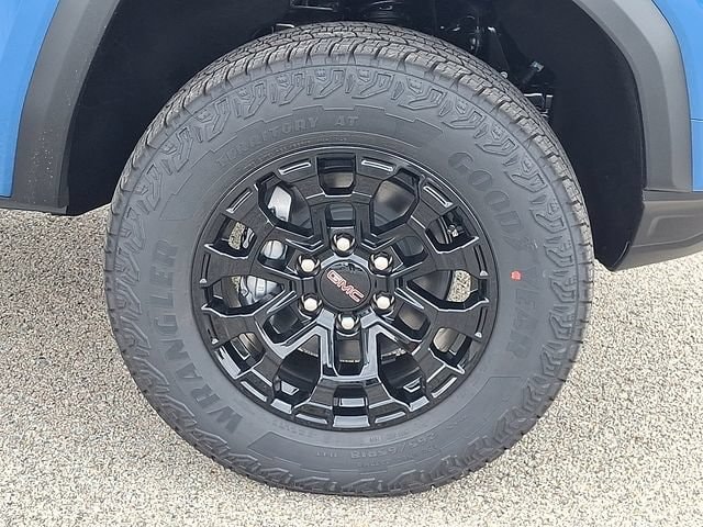 2026 GMC Canyon Elevation - Photo 9