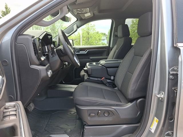 2026 GMC Sierra 1500 SLE - Photo 15