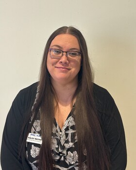 Staff member Kelsey Rector from ID_23fb6136cbc5
