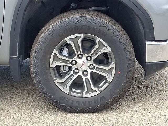 2026 GMC Sierra 1500 SLE - Photo 9