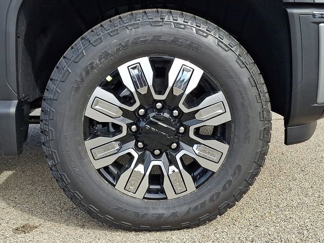 2026 GMC Sierra 2500HD Denali - Photo 9