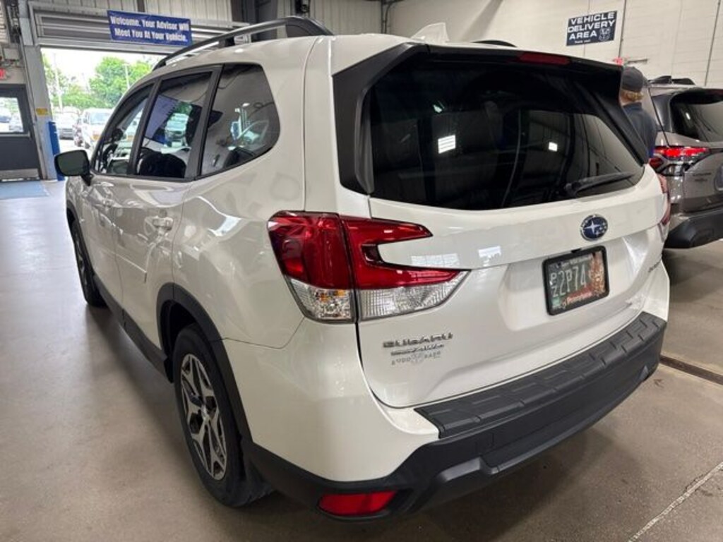Used 2021 Subaru Forester Premium SUV
