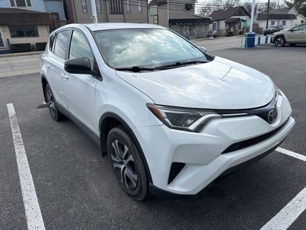 Used 2017 Toyota RAV4 LE SUV