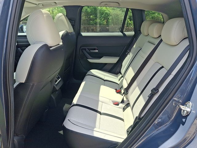2026 Mazda CX-50 Premium - Photo 11