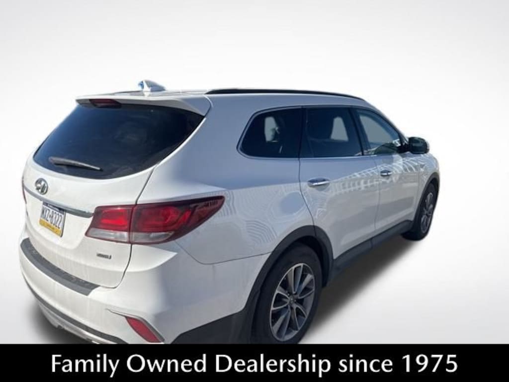 Used 2018 Hyundai Santa Fe SE SUV