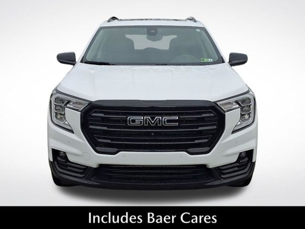 Used 2024 GMC Terrain SLT SUV