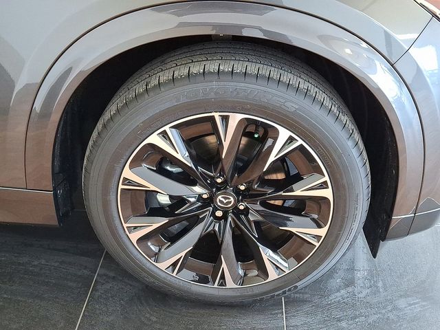 2026 Mazda CX-90 Premium Plus Package - Photo 8