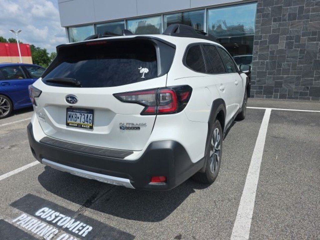Used 2024 Subaru Outback Limited SUV