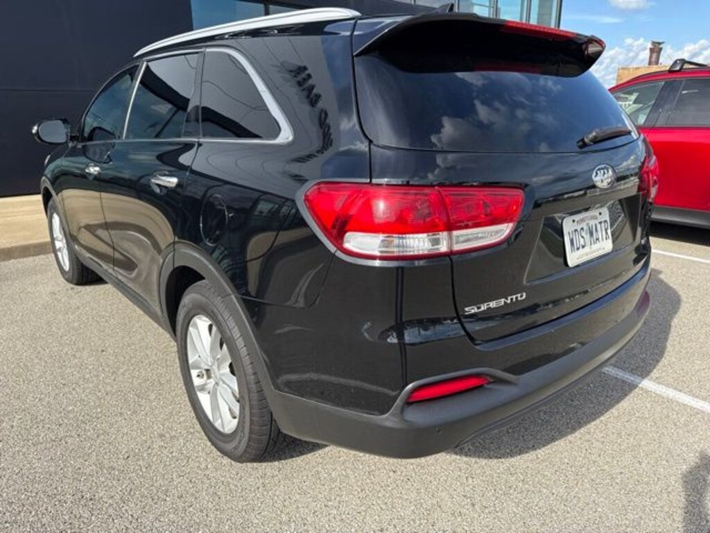 Used 2017 Kia Sorento LX SUV