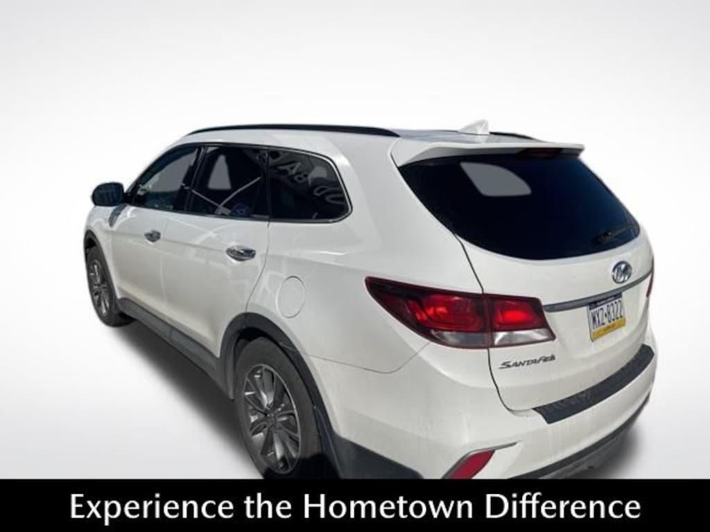 Used 2018 Hyundai Santa Fe SE SUV