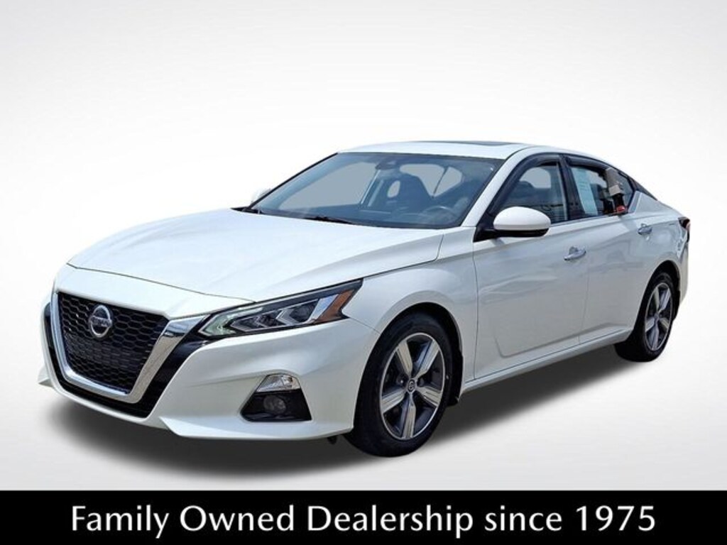 Used 2022 Nissan Altima 2.5 SL Sedan