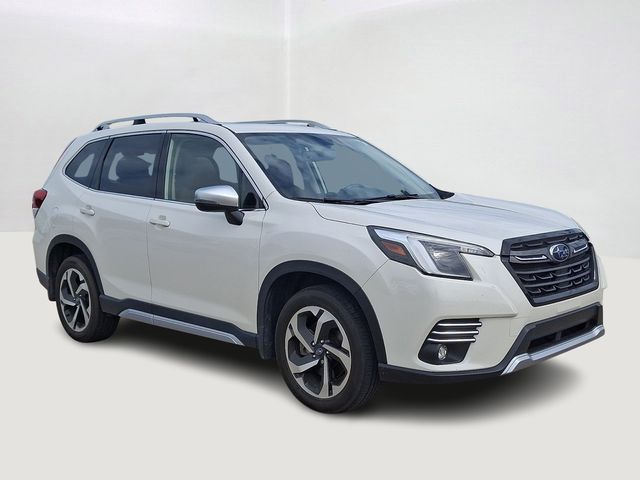 2024 Subaru Forester Touring's photo