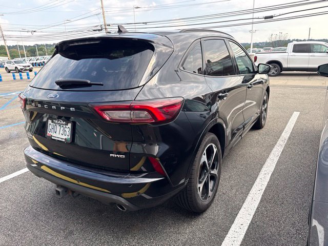 Used 2023 Ford Escape ST-Line Select SUV