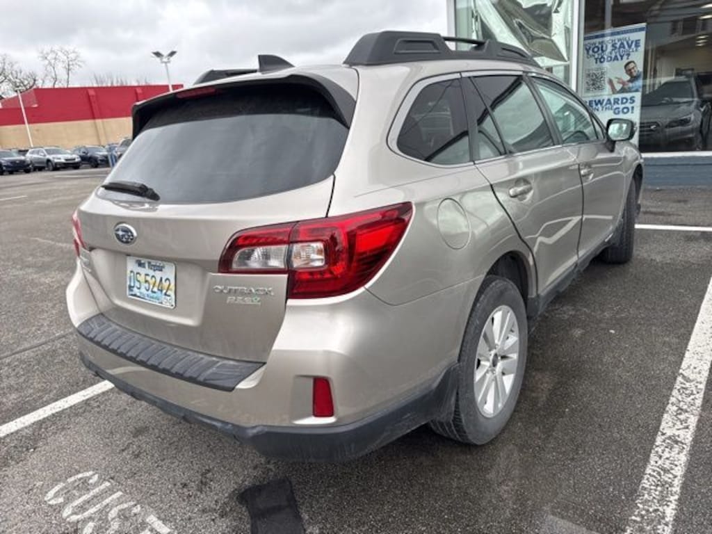Used 2017 Subaru Outback 2.5i Premium SUV