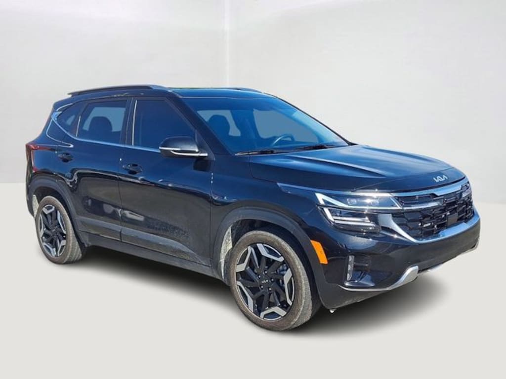 Used 2025 Kia Seltos SX SUV