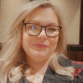 Staff member Kristen Lariviere from ID_75d88b4c4cf0