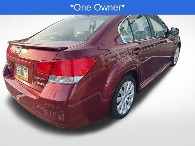 2011 Subaru Legacy 2.5i Limited photo 3