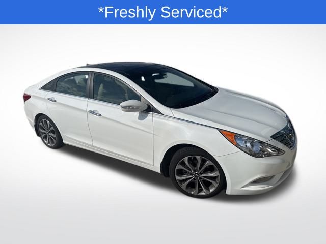 2013 Hyundai Sonata Limited photo 2