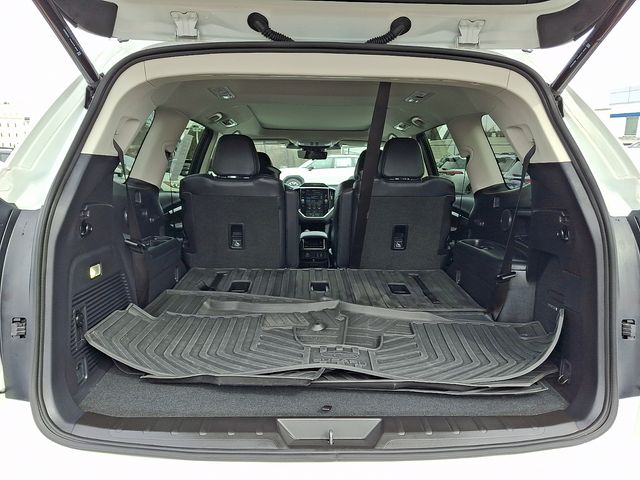 2025 Subaru Ascent Touring - Photo 34