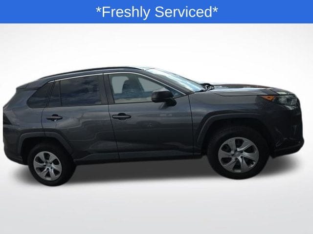 Used 2021 Toyota RAV4 LE with VIN 2T3F1RFV2MC153951 for sale in Northfield, Minnesota