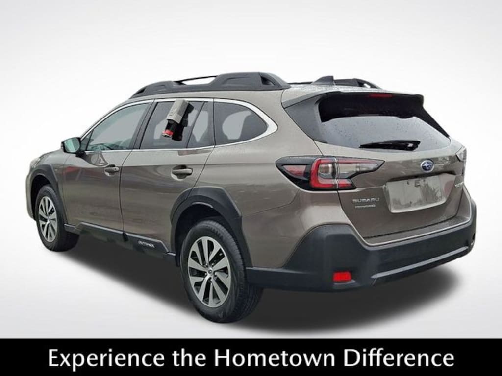 Used 2023 Subaru Outback Premium SUV