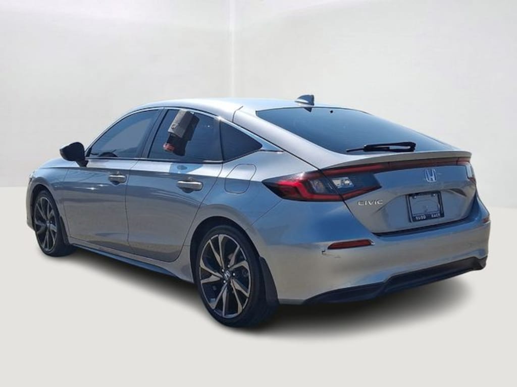 Used 2022 Honda Civic EX-L Hatchback