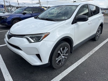 2017 Toyota RAV4 LE SUV