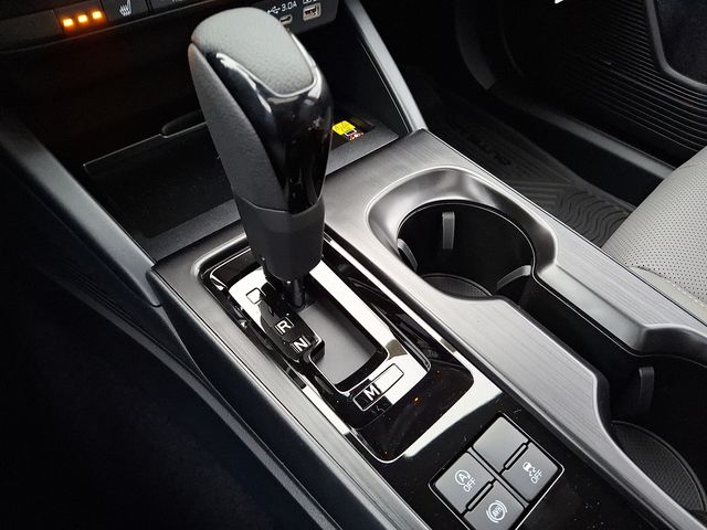 2026 Subaru Outback Limited - Photo 16