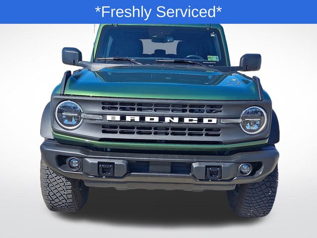 2023 Ford Bronco Black Diamond photo 2