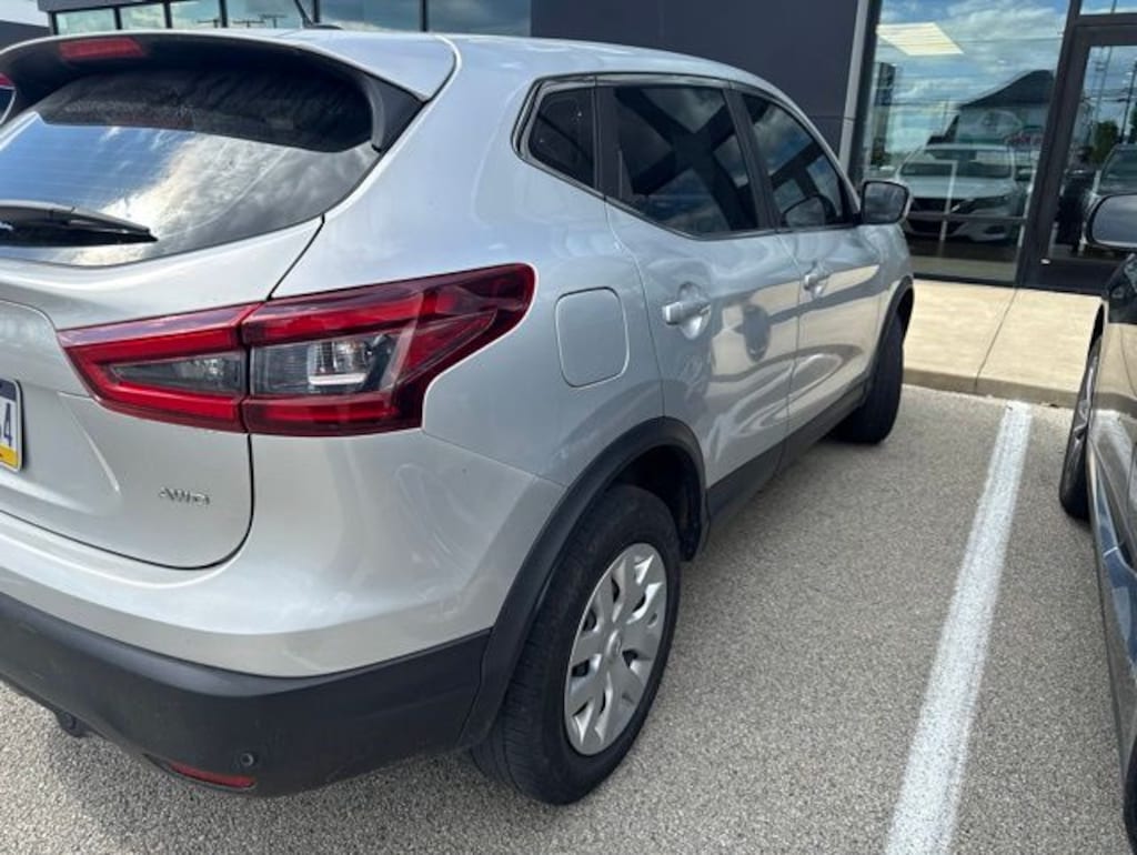 Used 2020 Nissan Rogue Sport S SUV