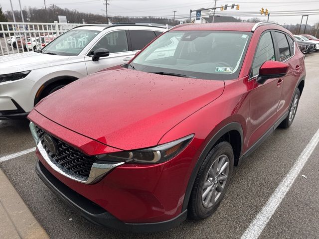 2023 Mazda CX-5 S Select Package's photo