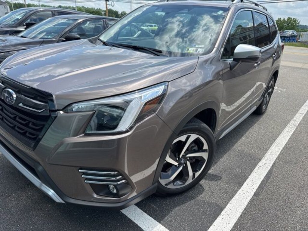 Used 2023 Subaru Forester Touring SUV