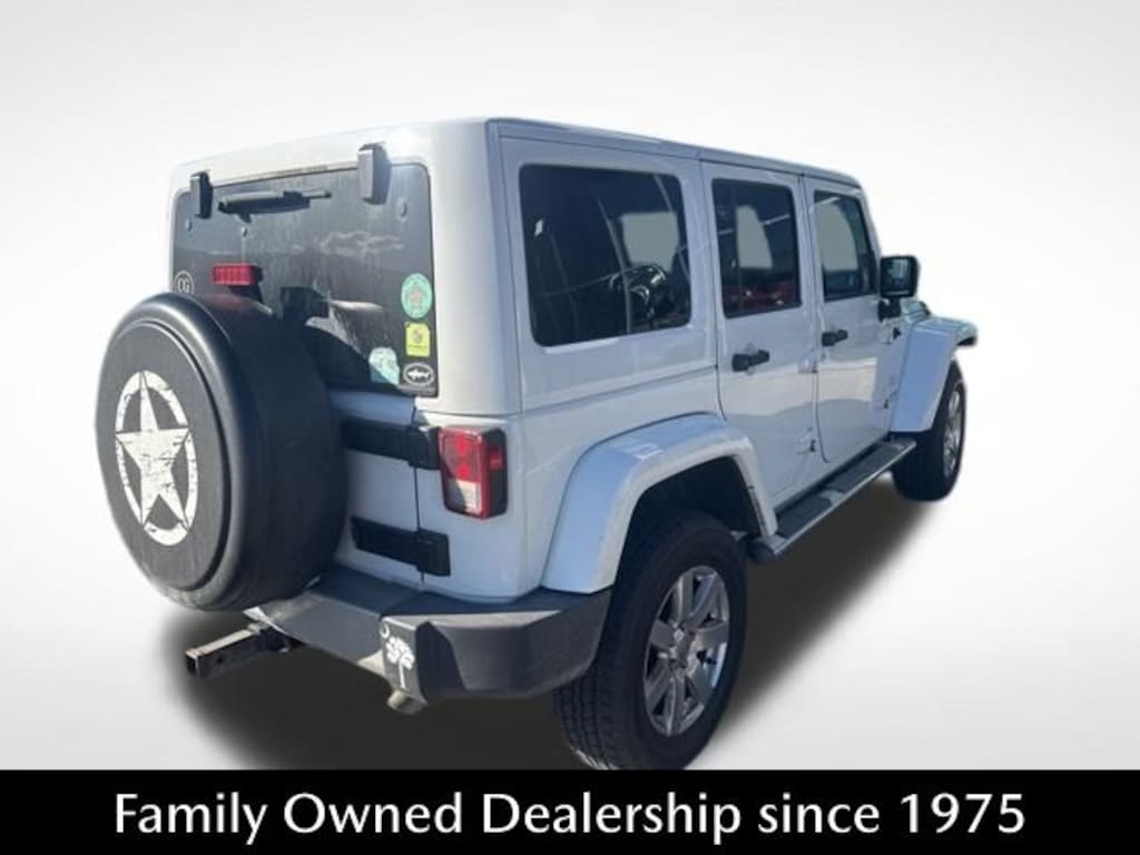 Used 2015 Jeep Wrangler Unlimited Sahara SUV