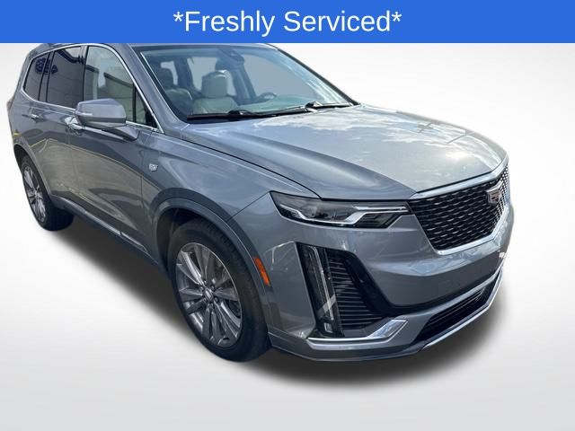 2023 Cadillac XT6 Premium Luxury photo 2