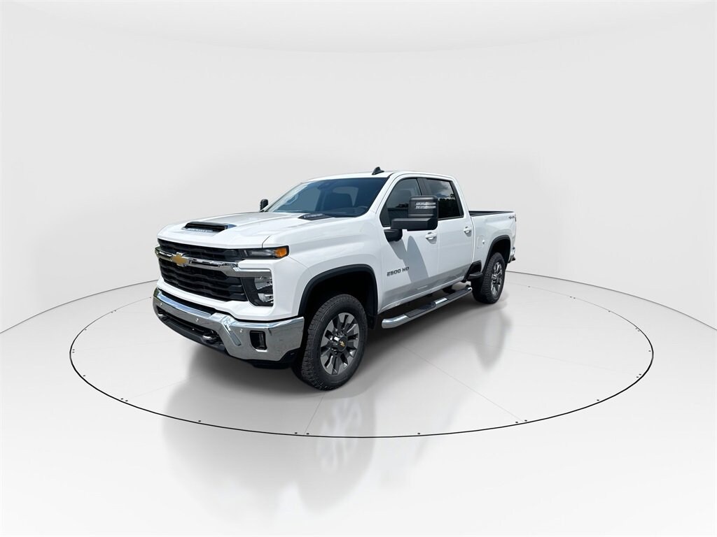 2025 Chevrolet Silverado 2500HD LT photo 4