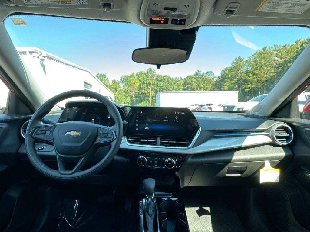 2026 Chevrolet Trax LT - Photo 30