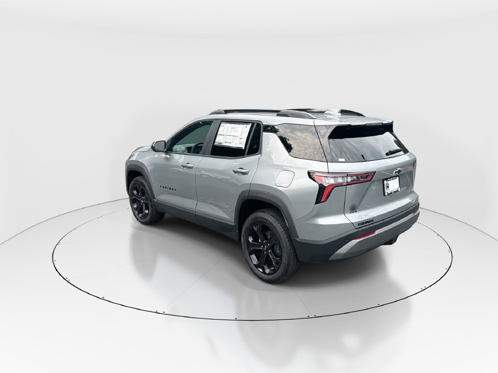 2027 Chevrolet Equinox LT - Photo 6