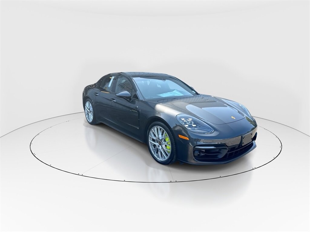 2023 Porsche Panamera 4S E-Hybrid photo 2