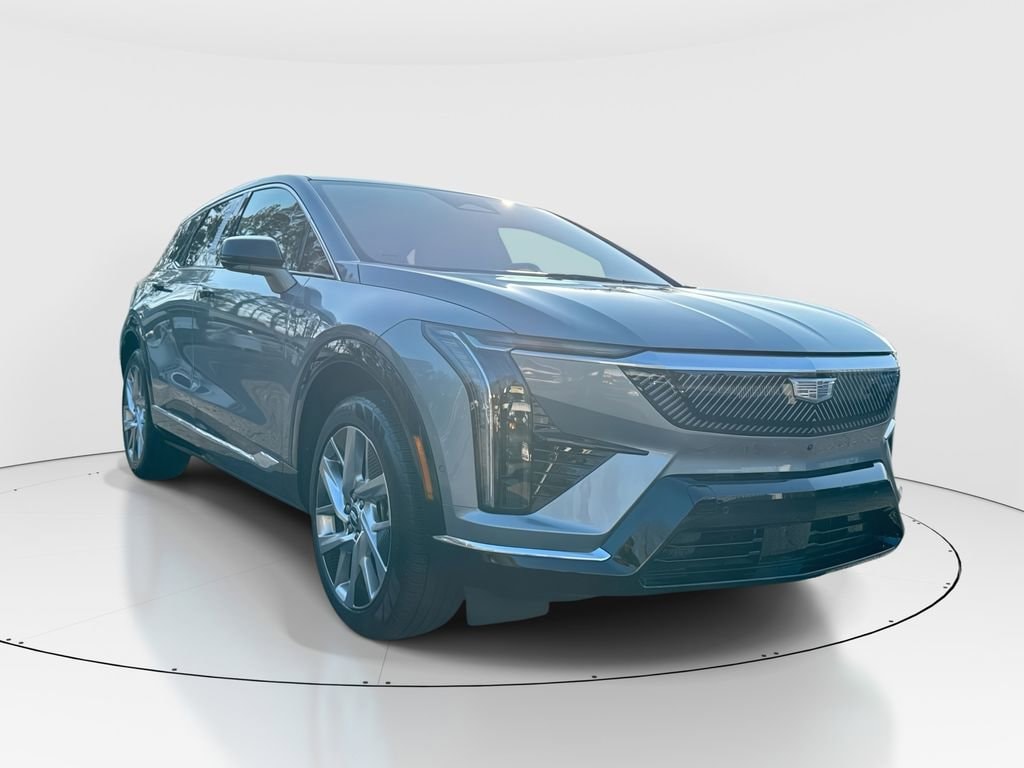 2025 Cadillac OPTIQ Luxury 1