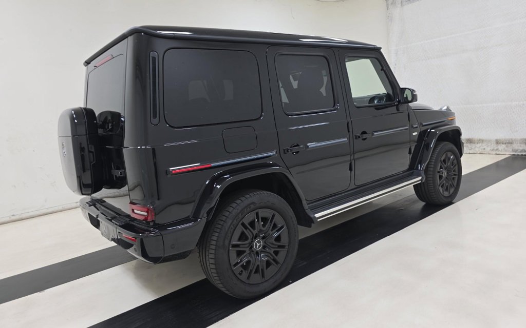 2025 Mercedes Benz G photo 4