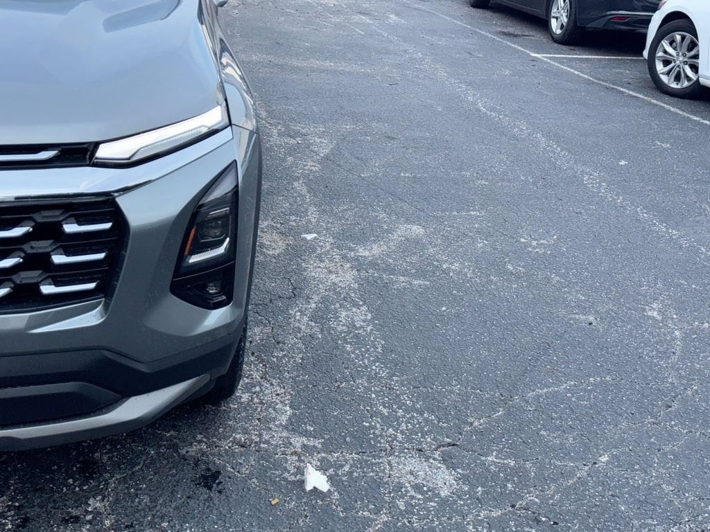 2027 Chevrolet Equinox LT - Photo 10