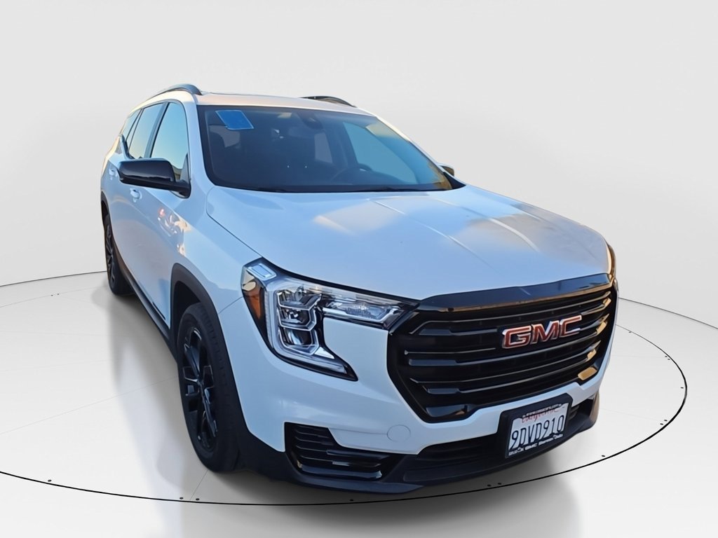2022 GMC Terrain SLE's photo