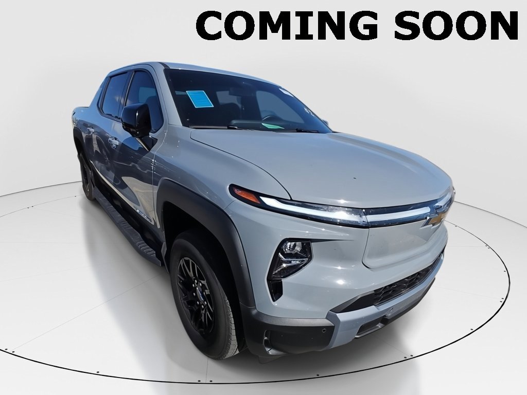 2025 Chevrolet Silverado EV LT's photo