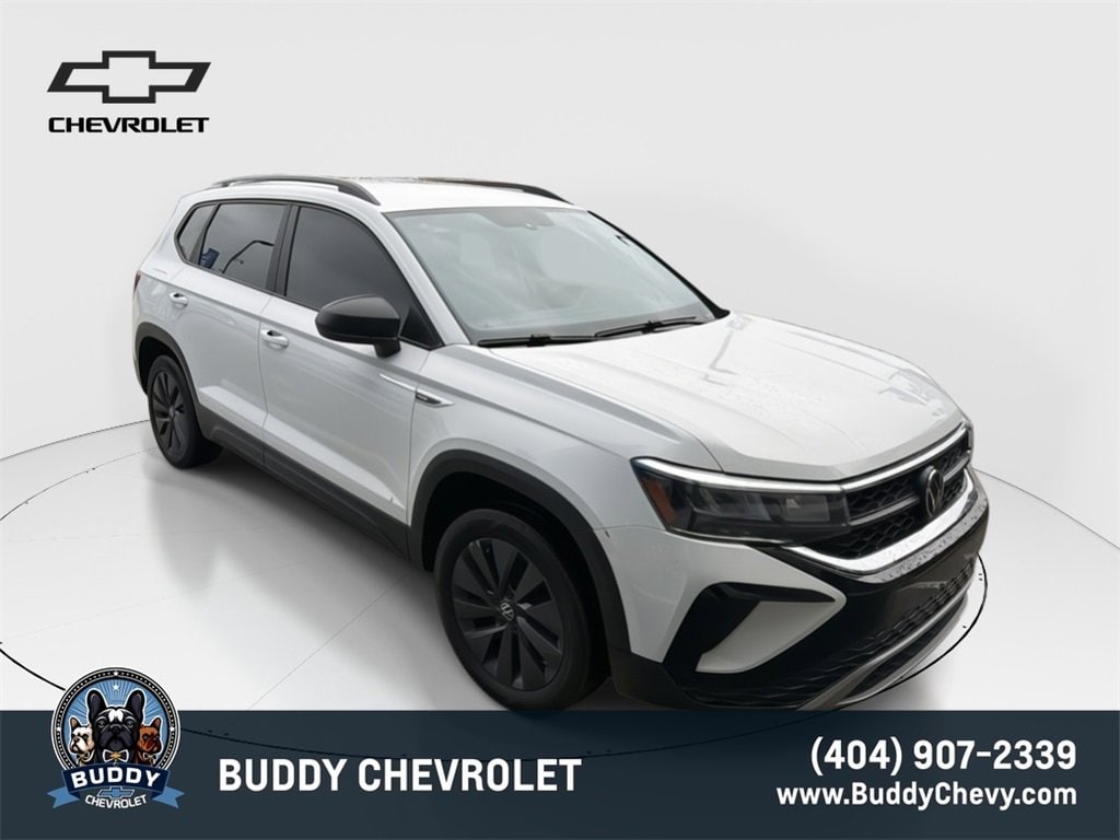 2023 Volkswagen Taos S's photo