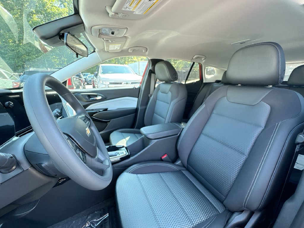 2026 Chevrolet Trax LT - Photo 13